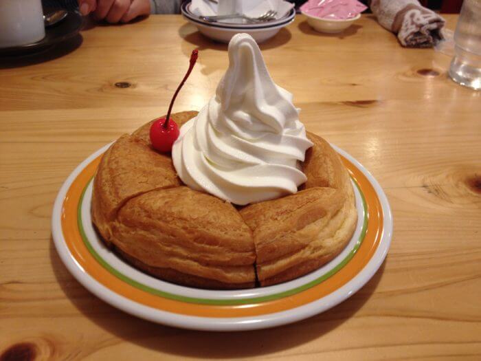 コメダ珈琲のシロノワール