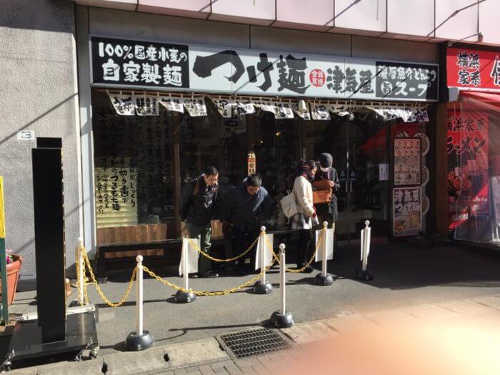つけ麺津気屋・武蔵浦和店の行列